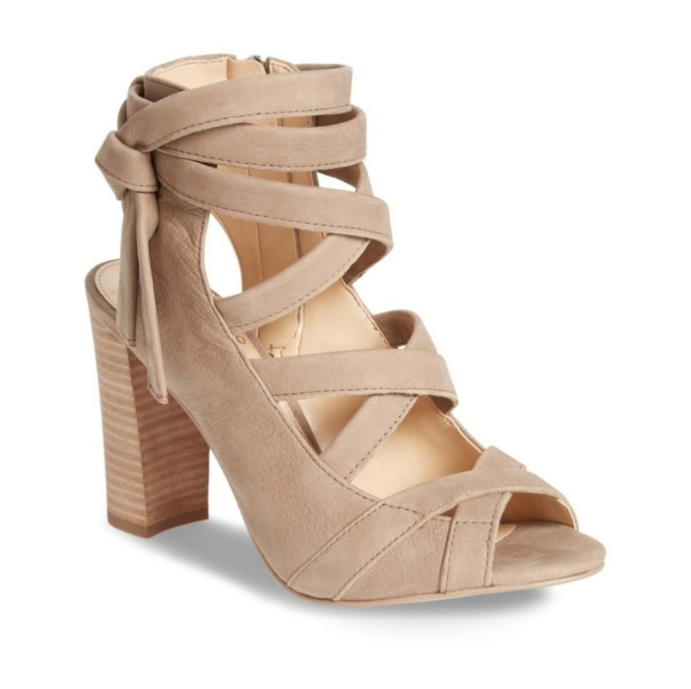 Vince Camuto Sammson Beige Strappy Heel Sandal 37